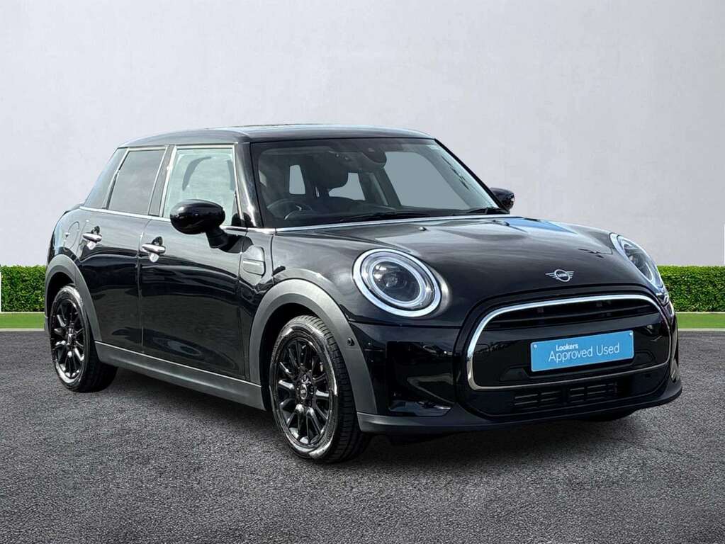 Mini Hatch 1.5 Cooper Classic Premium Plus Black