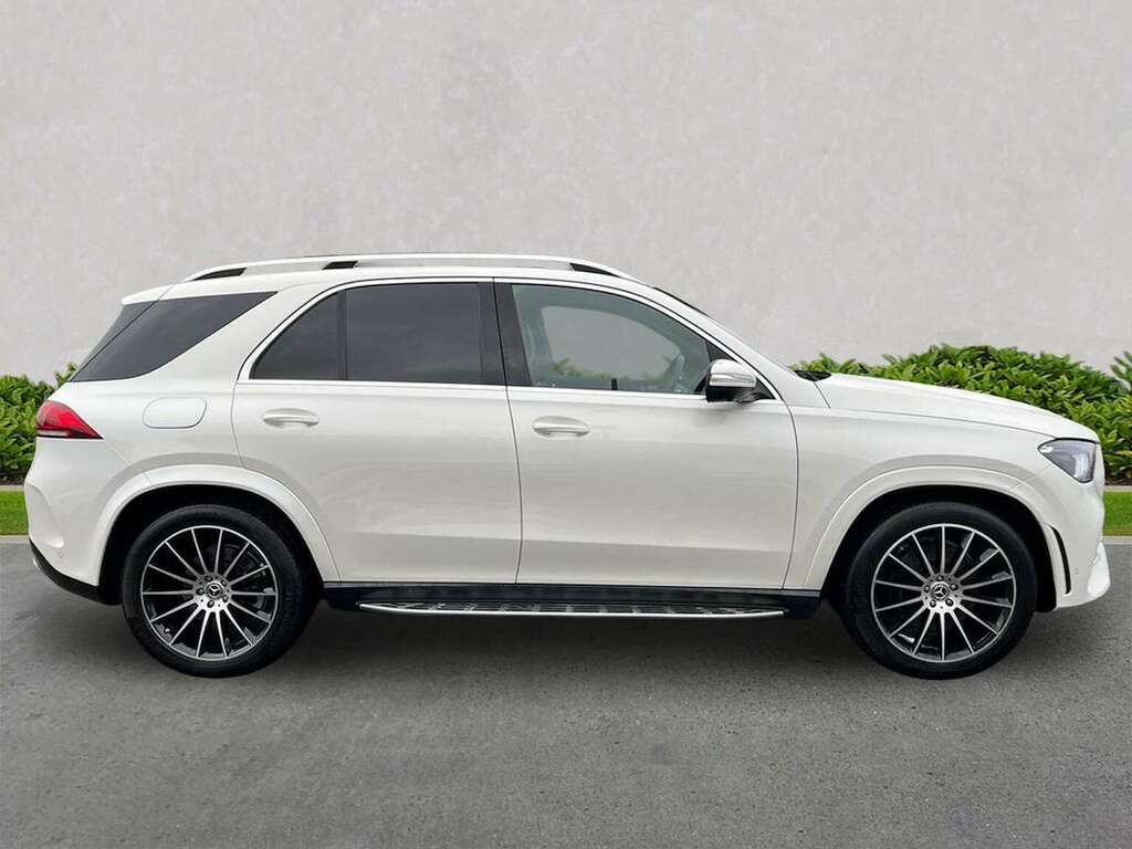Mercedes-Benz GLE Class Gle 400D 4Matic Amg Line Prem 9G-tronic 7 St White #3