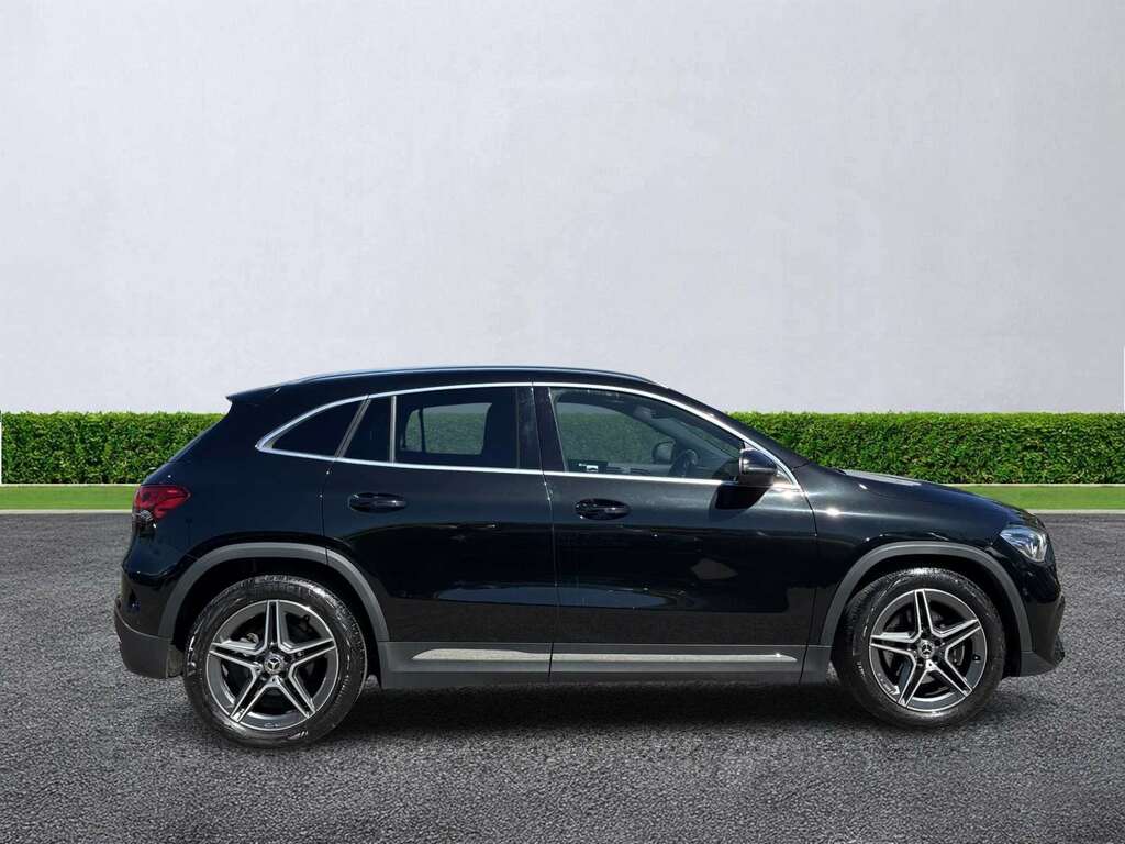 Mercedes-Benz GLA Class Gla 200D Amg Line Executive KM21NLU Black #3