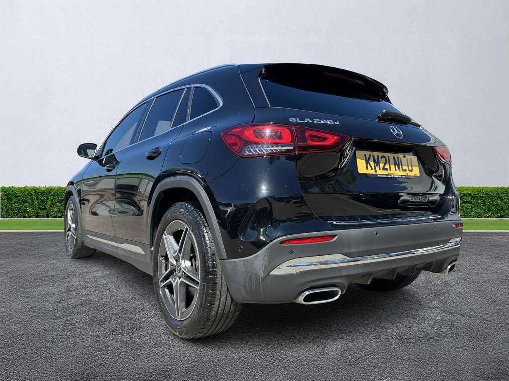 Mercedes-Benz GLA Class Gla 200D Amg Line Executive KM21NLU Black #2