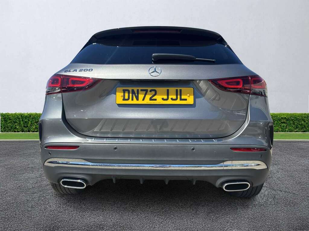 Mercedes-Benz GLA Class Gla 200 Amg Line Executive DN72JJL Grey #4