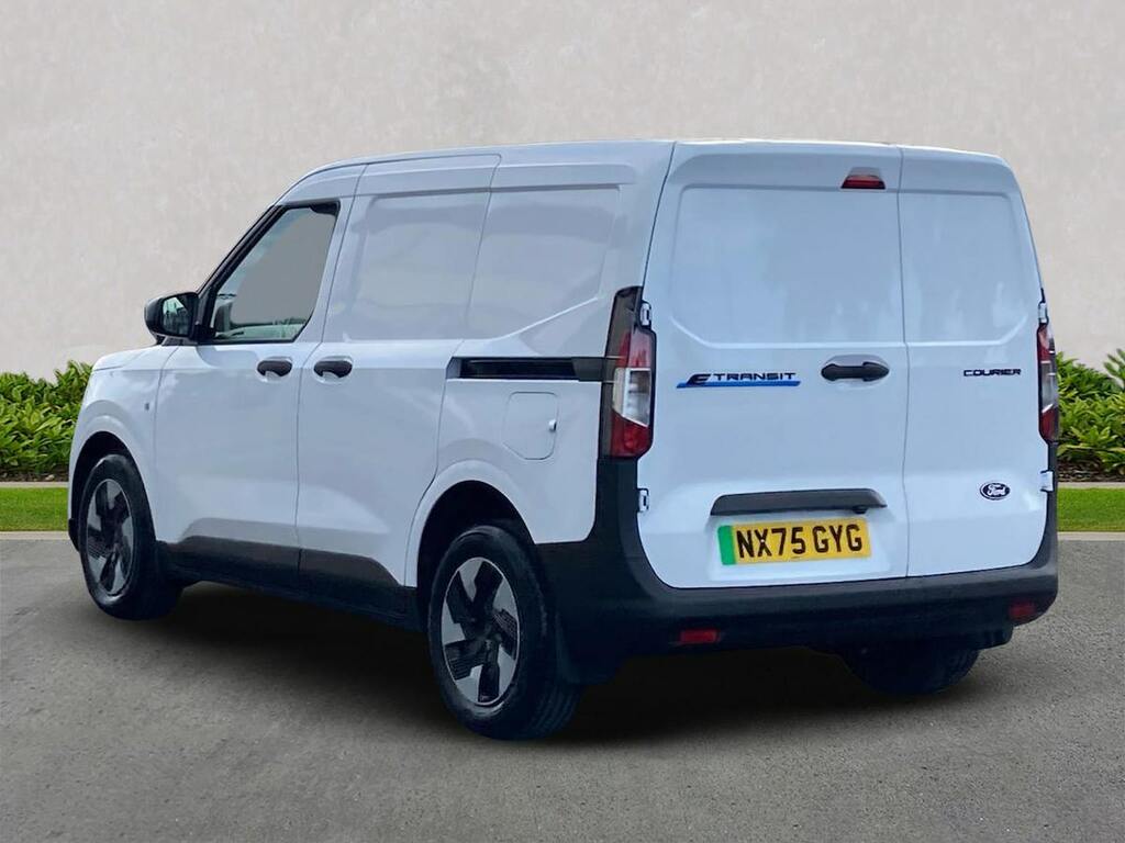 Ford Transit Courier 100Kw 43Kwh Trend Van #2