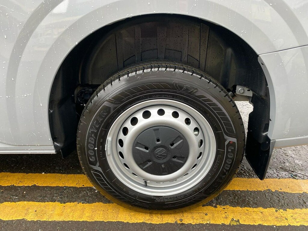 Volkswagen Transporter 2.0 Tdi 110 Commerce Plus Van SB75YSL #4