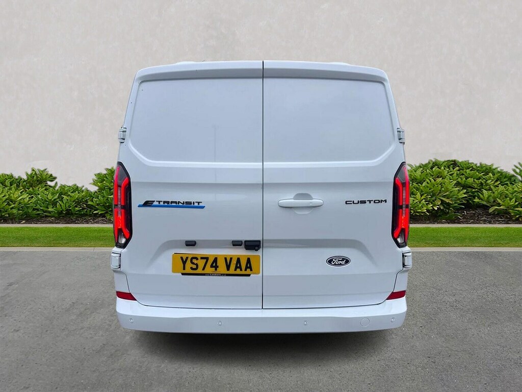 Ford Transit Custom 320 65Kwh Limited Panel Van L2 H YS74VAA #4