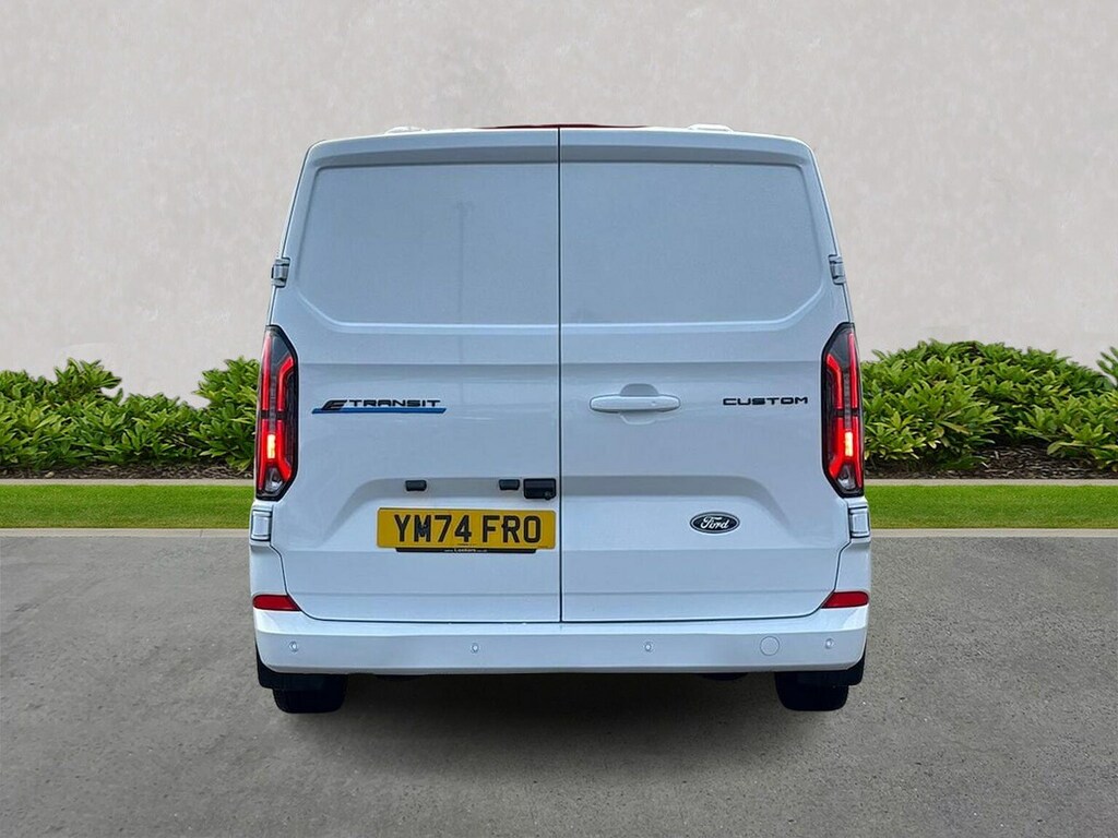 Ford Transit Custom 320 65Kwh Limited Panel Van L2 H YM74FRO #4