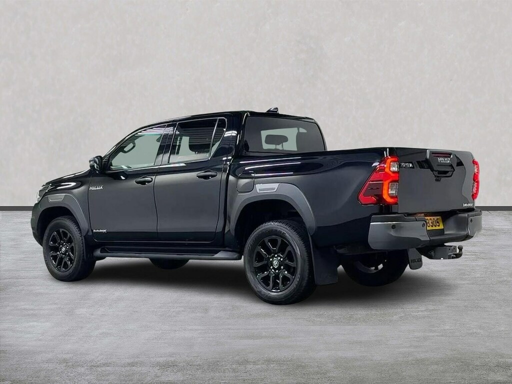 Toyota HILUX Invincible X Dcab Pick Up 2.8 D 48V ISZ8305 #2