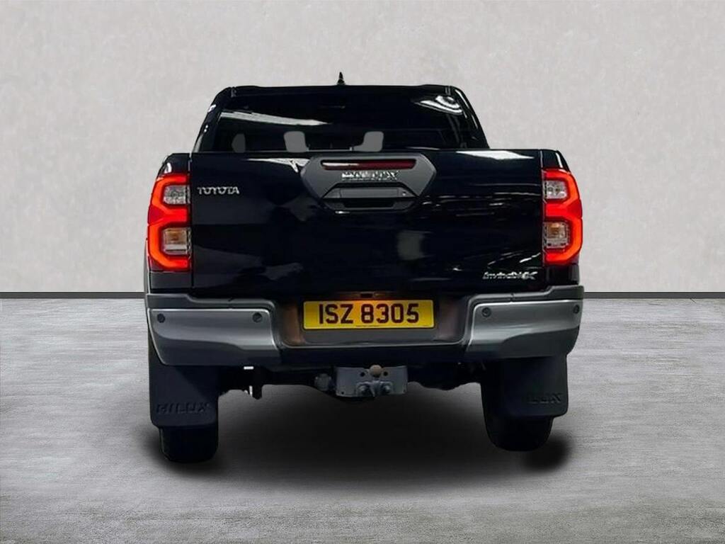 Toyota HILUX Invincible X Dcab Pick Up 2.8 D 48V ISZ8305 #4