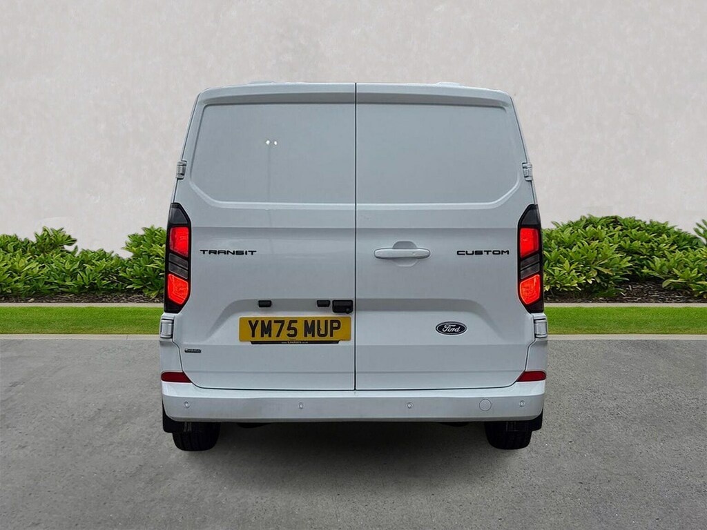 Ford Transit Custom 2.5 Phev 232Ps H1 Van Limited #4