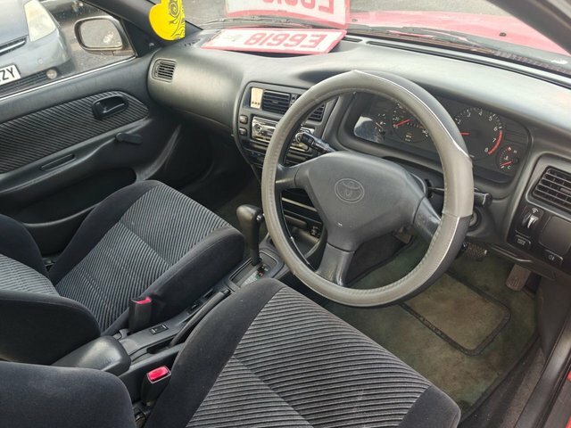 Toyota Corolla 0.0L K952GEV Red #4
