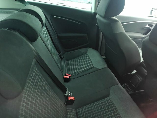 Volkswagen Polo 1.4 Tdi Bluemotion Tech Sel Hatchback M DC64EDV Red #5