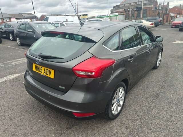 Ford Focus 1.0T Ecoboost Titanium Hatchback MM15ADV Grey #2