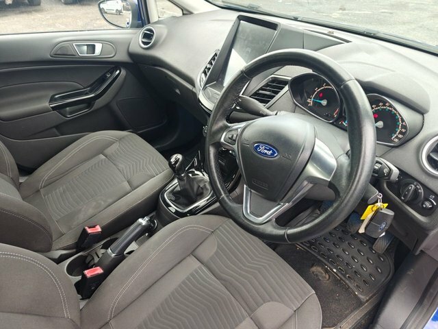 Ford Fiesta 1.25 Zetec Hatchback Euro 6 82 AK65YFP Blue #4