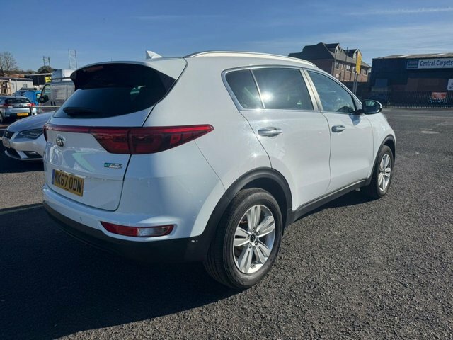 Kia Sportage 1.7 Crdi 2 Suv Euro 6 S S 114 NK67ODN White #2