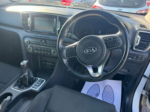 Kia Sportage 1.7 Crdi 2 Suv Euro 6 S S 114 NK67ODN White #4