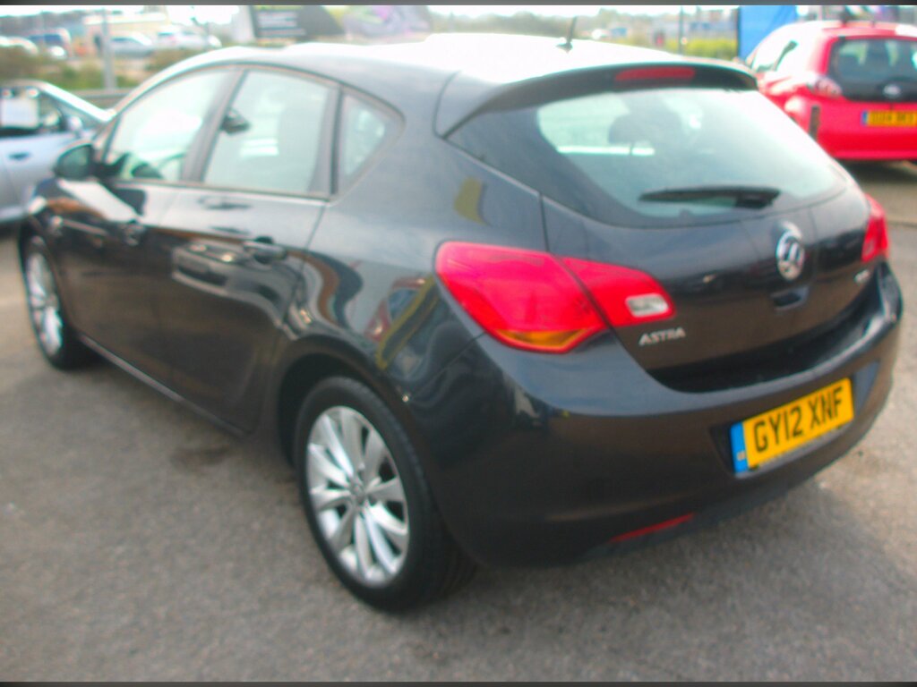 Vauxhall Astra 1.7 Cdti Ecoflex Active Hatchback Manua Black #4