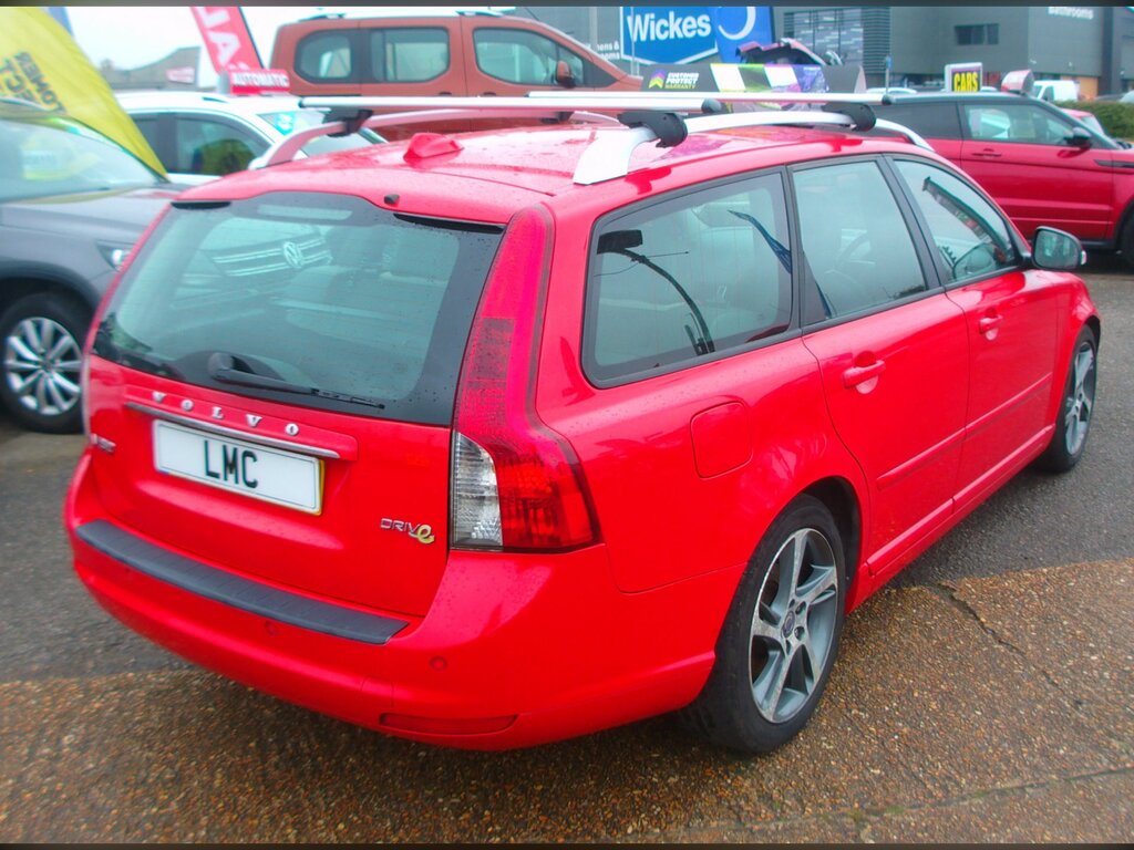 Volvo V50 1.6D Drive Se Lux Edition Estate Red #4