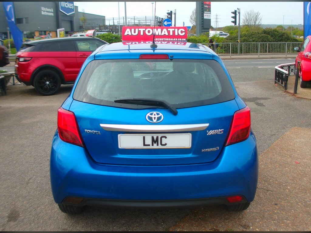 Toyota Yaris 1.5 Vvt-h Excel Hatchback Hybrid E-cvt AK64MRO Blue #5