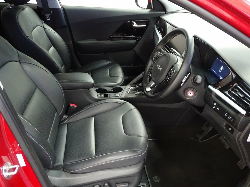 Kia Niro 1.6L 3 YR71OAX Red #3