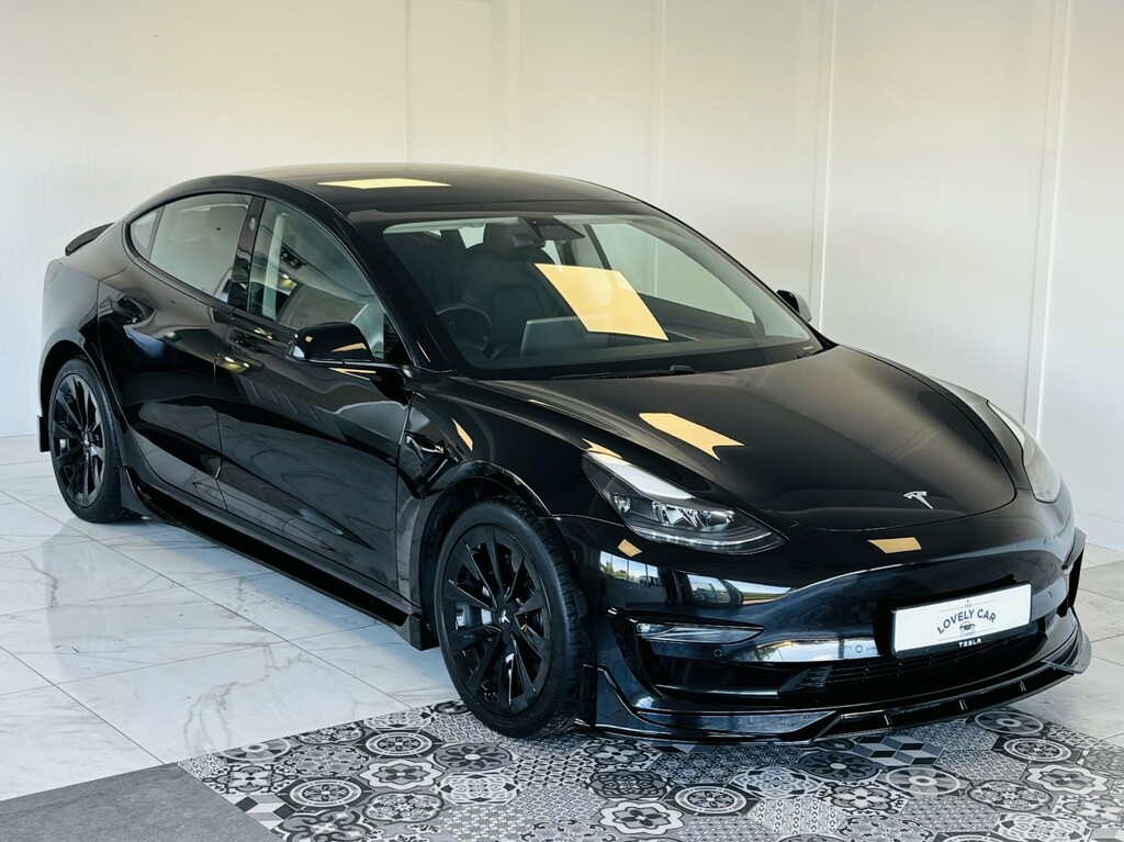 Tesla Model 3 Saloon Standard Range Plus 202222 Black