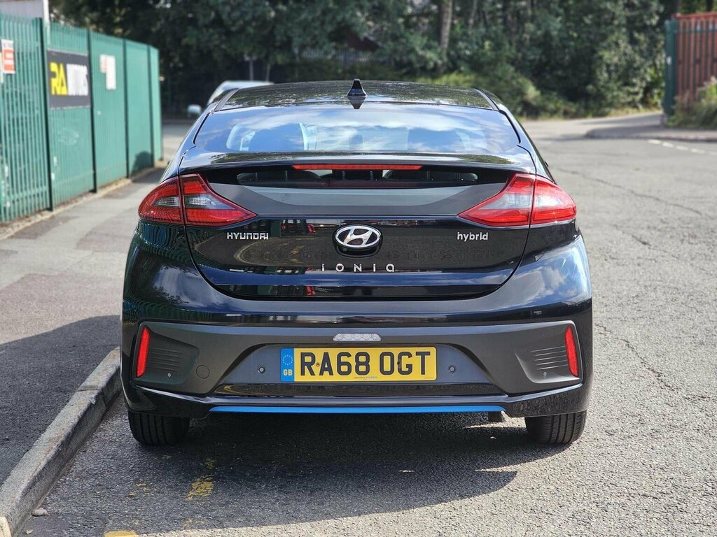 Hyundai Ioniq 1.6 H-gdi Premium Se Dct Euro 6 Ss 201968 RA68OGT Black #4