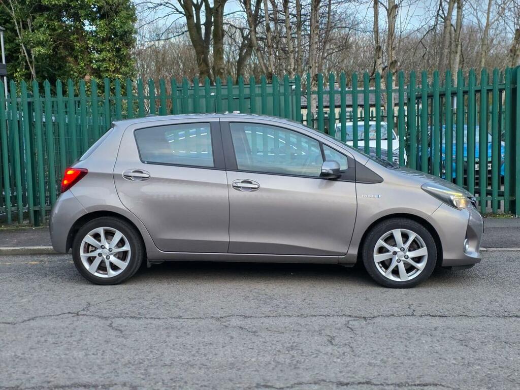 Toyota Yaris 1.5 Vvt-h Excel E-cvt Euro 6 Safety Sense, 15 MA64WTR Brown #2
