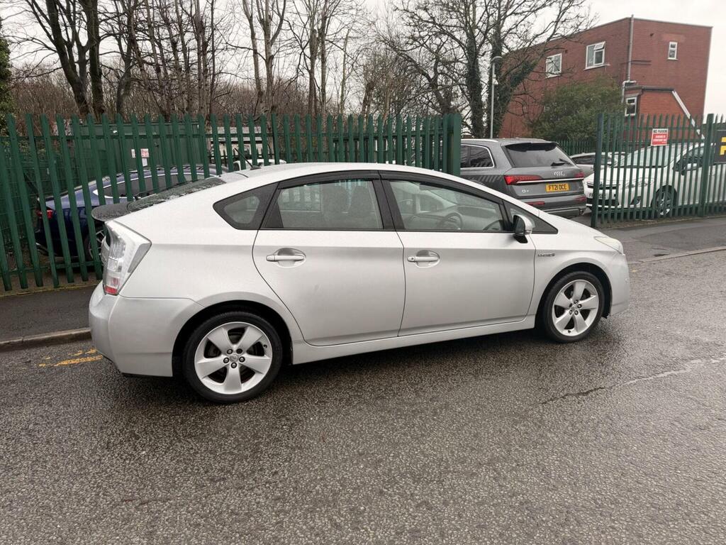 Toyota Prius 1.8 Vvt-h T Spirit Cvt Euro 5 Ss 201010 Silver #2