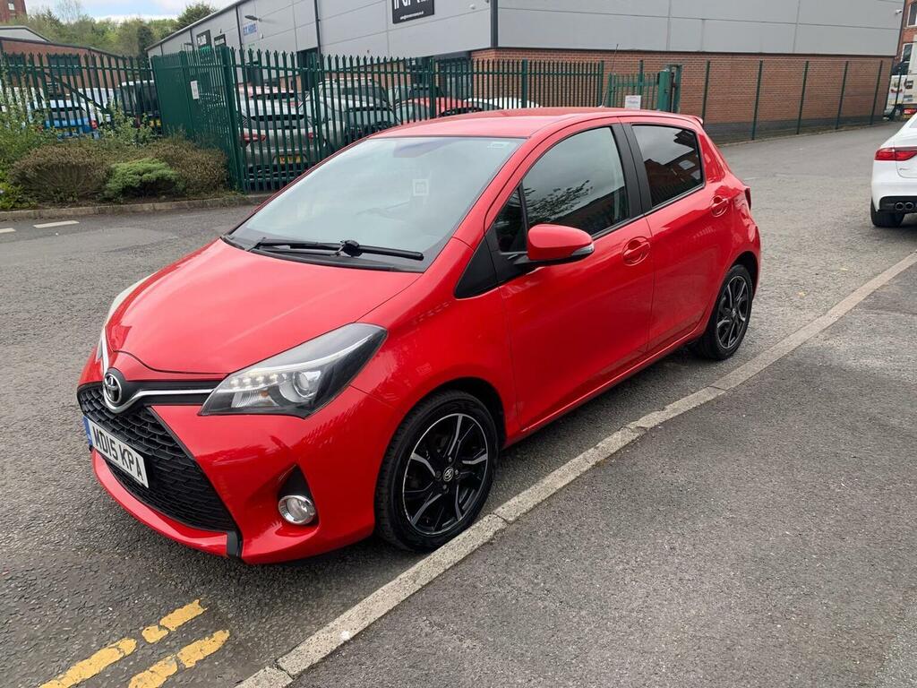 Toyota Yaris 1.33 Dual Vvt-i Sport Euro 5 Euro 5 201515 MD15KPA Red #4