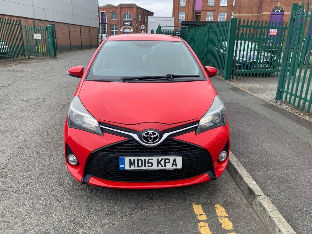 Toyota Yaris 1.33 Dual Vvt-i Sport Euro 5 Euro 5 201515 MD15KPA Red #3