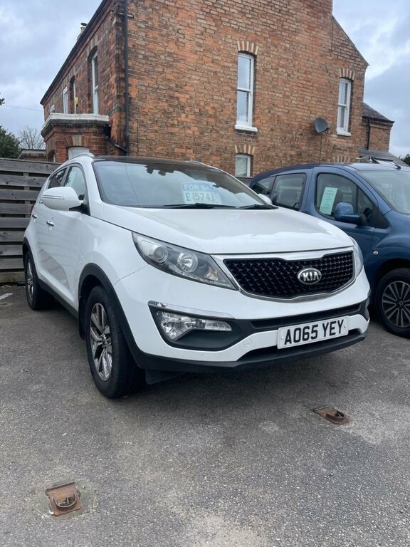 Kia Sportage 1.6L 2 White