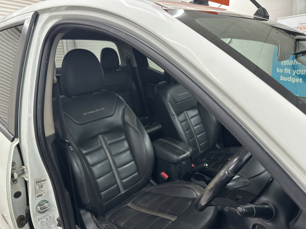 Mitsubishi L200 2.5 Di-d Barbarian Double Cab DP67RSY White #3