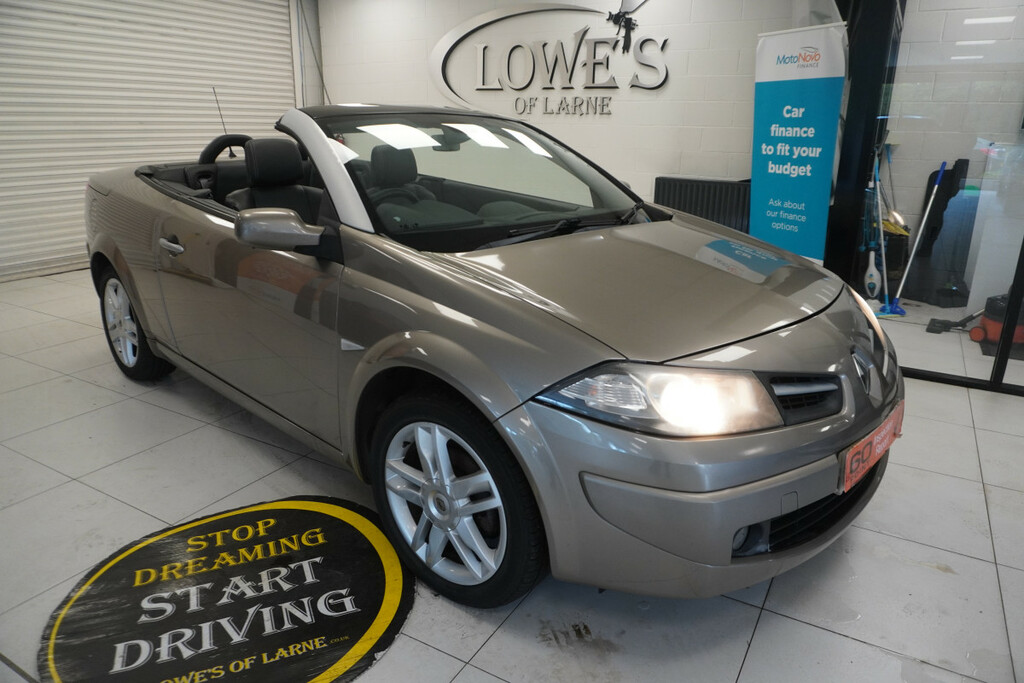 Renault Megane 1.5 Dci Dynamique Tom Tom Silver