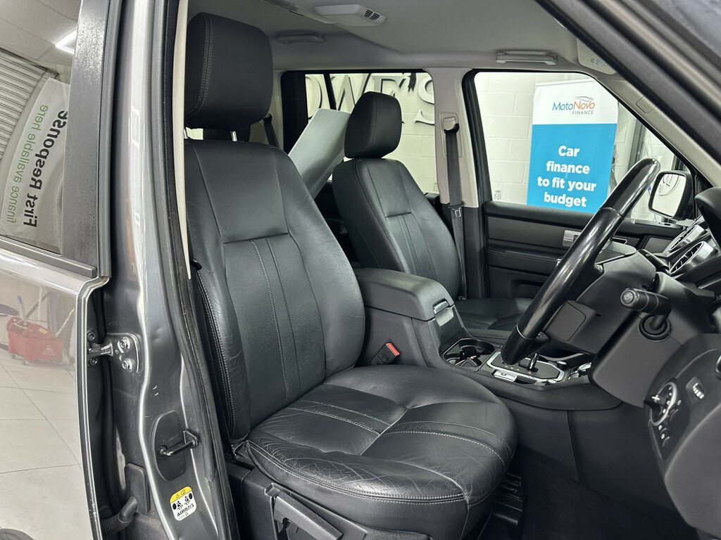 Land Rover Discovery 3 .0 Td V6 Black #3
