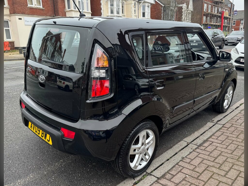 Kia Soul 1.6 2 Suv Euro 4 124 Bhp Black #6