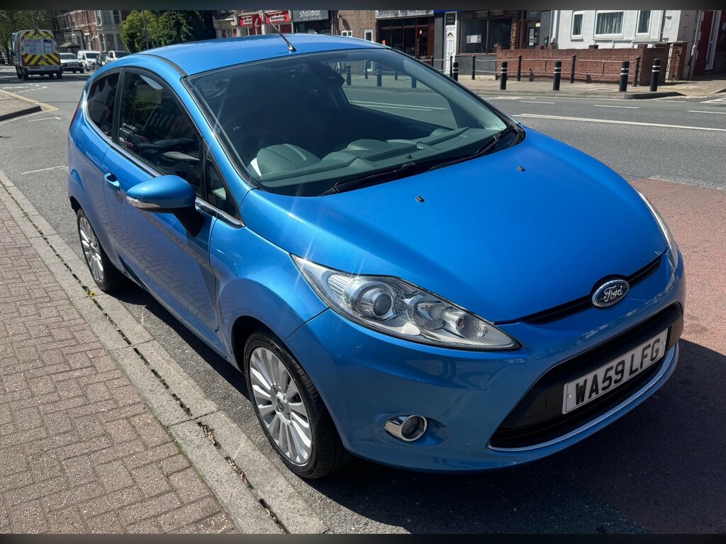 Ford Fiesta 1.4 Titanium Hatchback 133 Gkm WA59LFG Blue #4