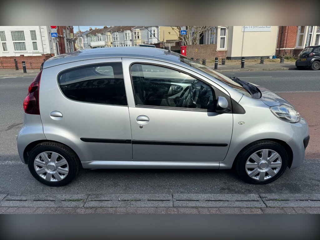 Peugeot 107 1.0 12V Active Hatchback 2 Tronic Euro Silver #5