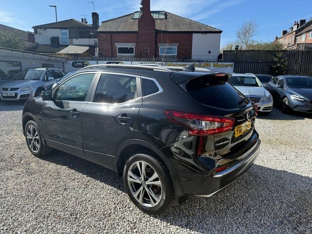 Nissan Qashqai 1.3 Dig-t N-connecta Suv Euro 6 Black #5