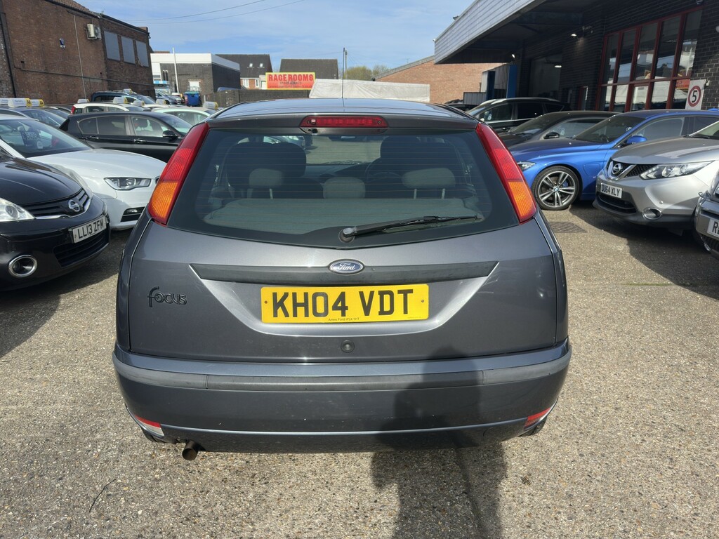 Ford Focus 1.6 I 16V Zetec 2004 Grey #6