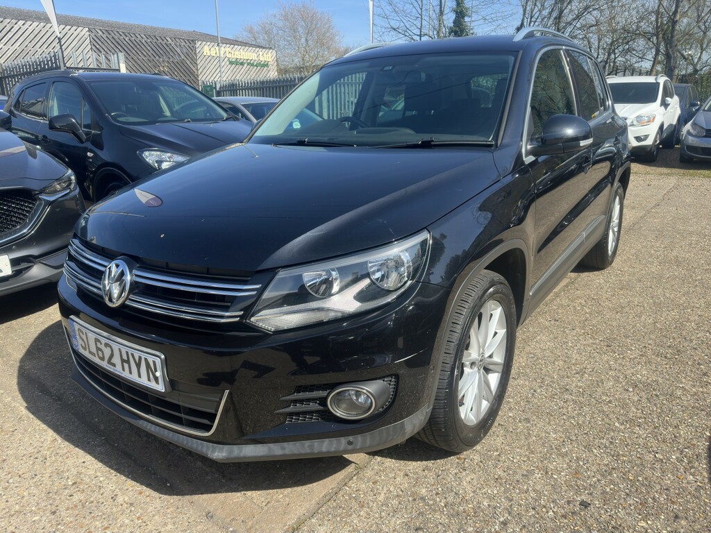 Volkswagen Tiguan 2.0 Tdi Bluemotion Tech Se 2012 SL62HYN Black #3