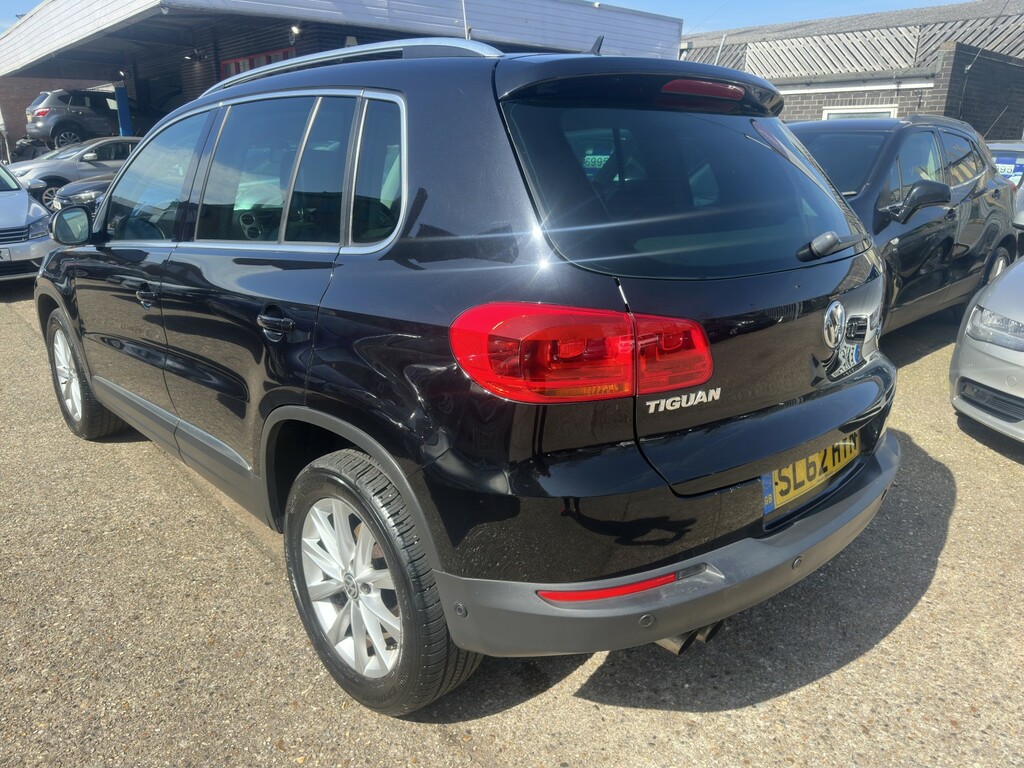 Volkswagen Tiguan 2.0 Tdi Bluemotion Tech Se 2012 SL62HYN Black #5