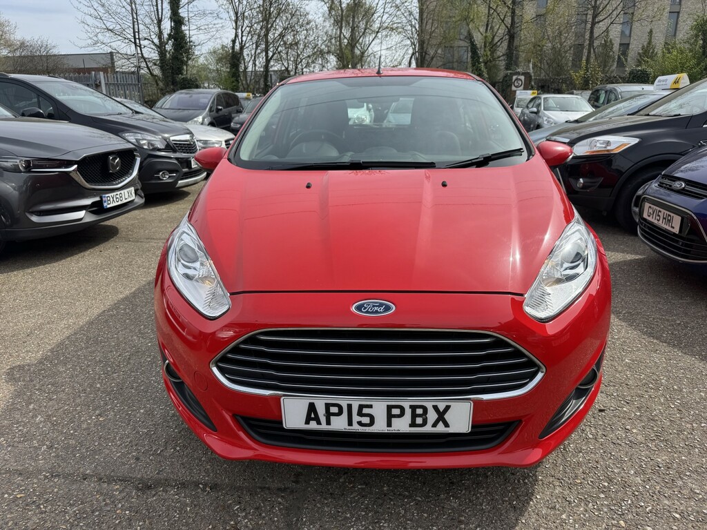 Ford Fiesta 1.0 T Ecoboost Zetec 2015 AP15PBX Red #4