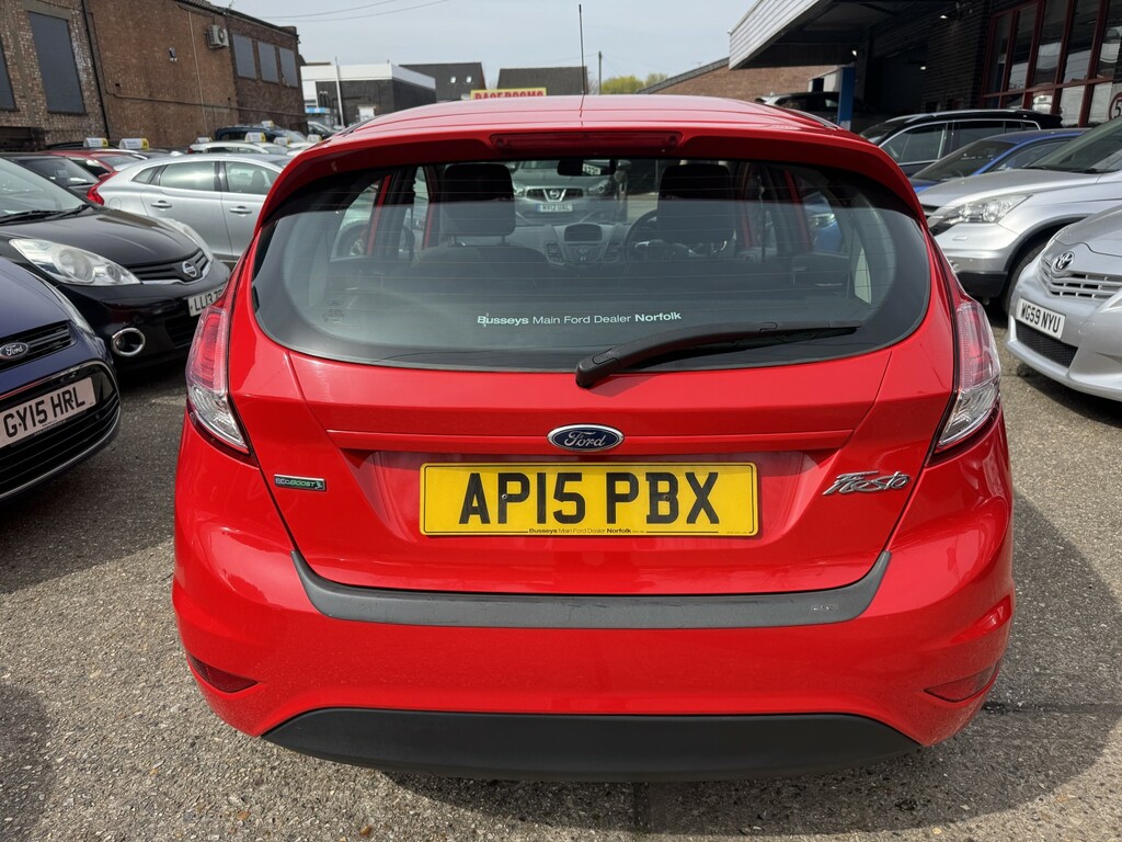 Ford Fiesta 1.0 T Ecoboost Zetec 2015 AP15PBX Red #6