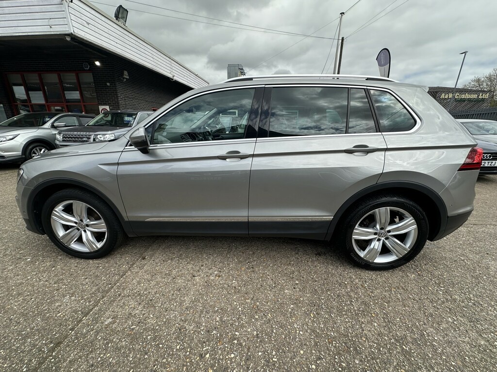 Volkswagen Tiguan 1.5 Tsi Evo Match 2020 AO20EKR Silver #4