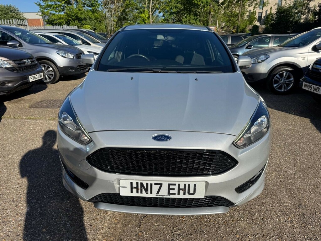 Ford Focus 1.5 Tdci St-line 2017 HN17EHU Silver #2