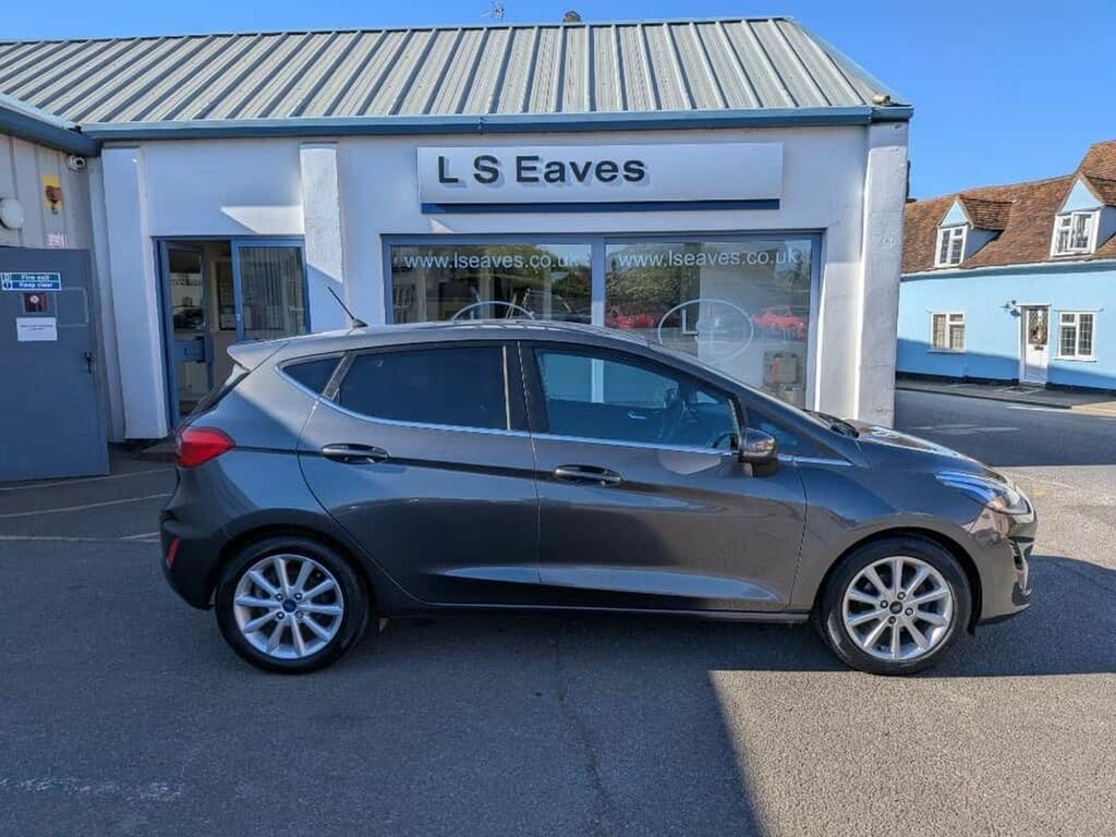 Ford Fiesta Titanium Grey