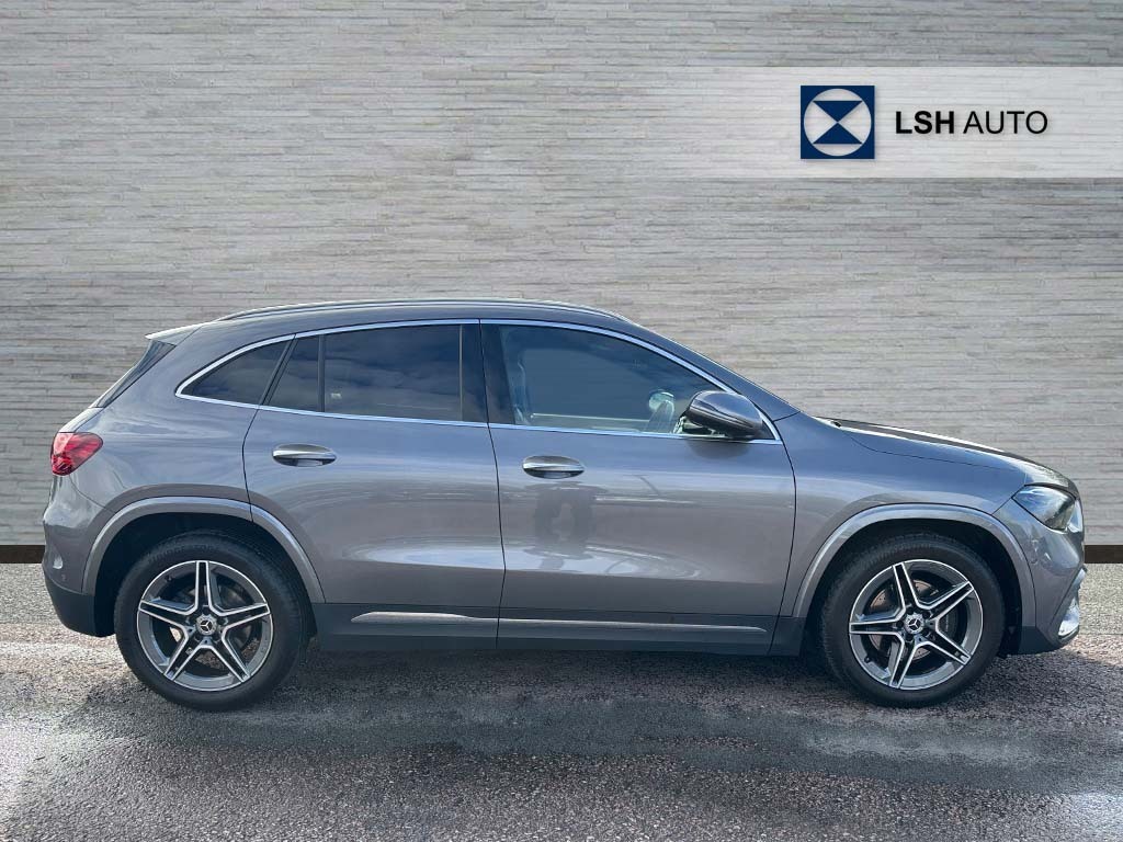 Mercedes-Benz GLA Class Gla 200 Amg Line Premium BA24YDD Grey #3