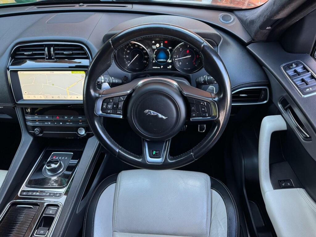 Jaguar F-Pace Suv 2.0 D180 R-sport Euro 6 Ss 20196 GV68RCO Black #6