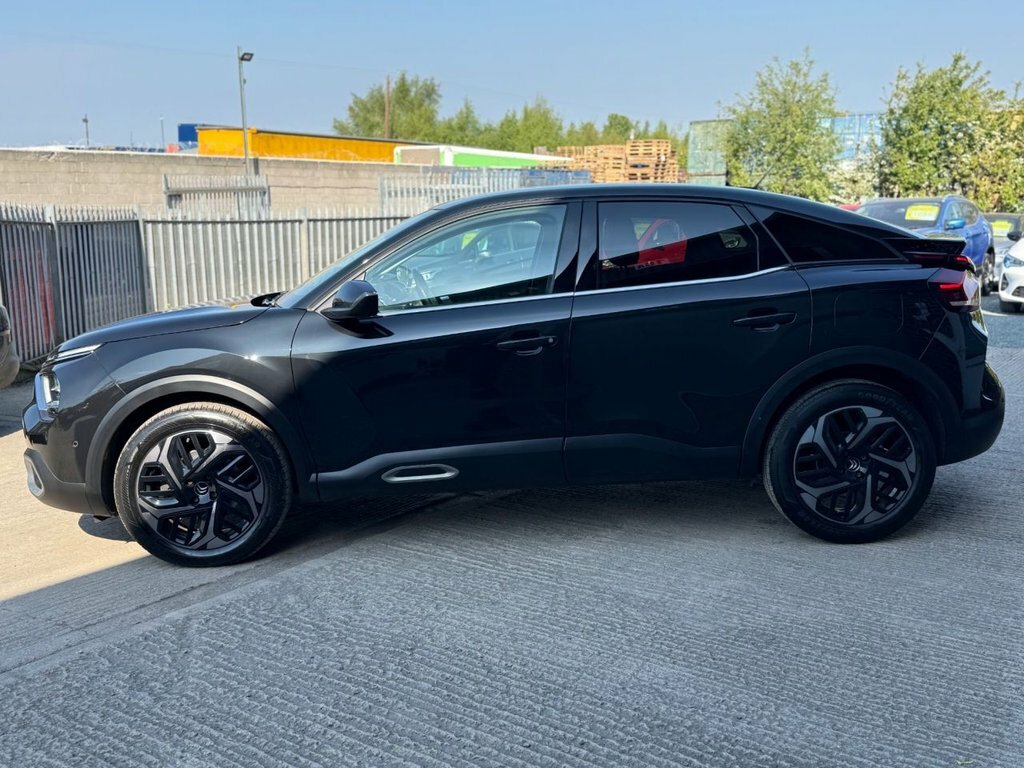 Citroen C4 1.2 Puretech Shine Hatchback Eur EA71CCN Black #6