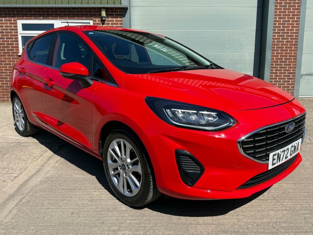 Ford Fiesta 1.0T Ecoboost Titanium Hatchback EN72GWA Red #2