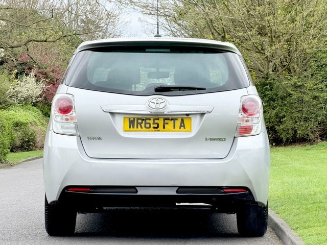 Toyota Verso 1.8 V-matic Trend Mpv Multidrive S Euro Silver #5