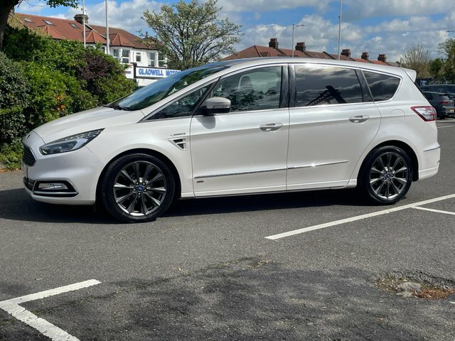 Ford S-Max 2.0 Tdci Vignale Powershift EF17KWH White #5